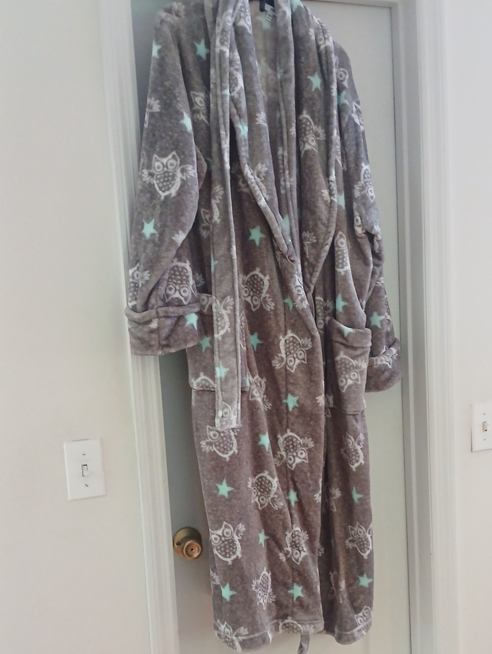 Sonoma Plush Owl Robe in Gray and Mint